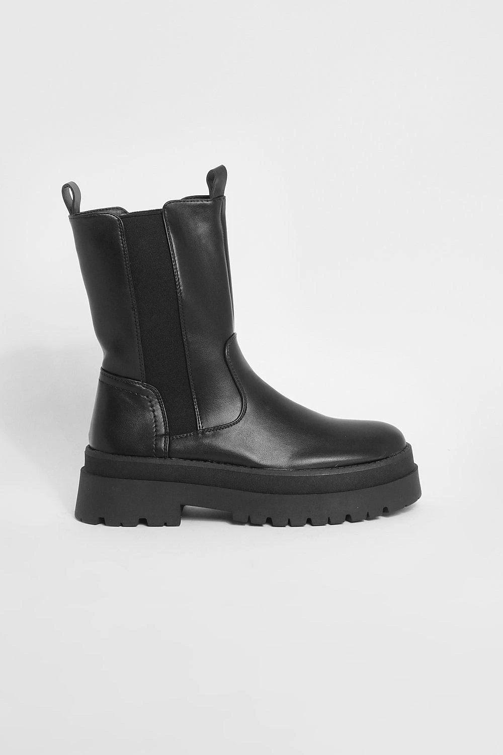 Weit Geschnittene Chelsea-Stiefel Mit Klobigem Absatz 4 Weit Geschnittene Chelsea-Stiefel Mit Klobigem Absatz – Bild 2