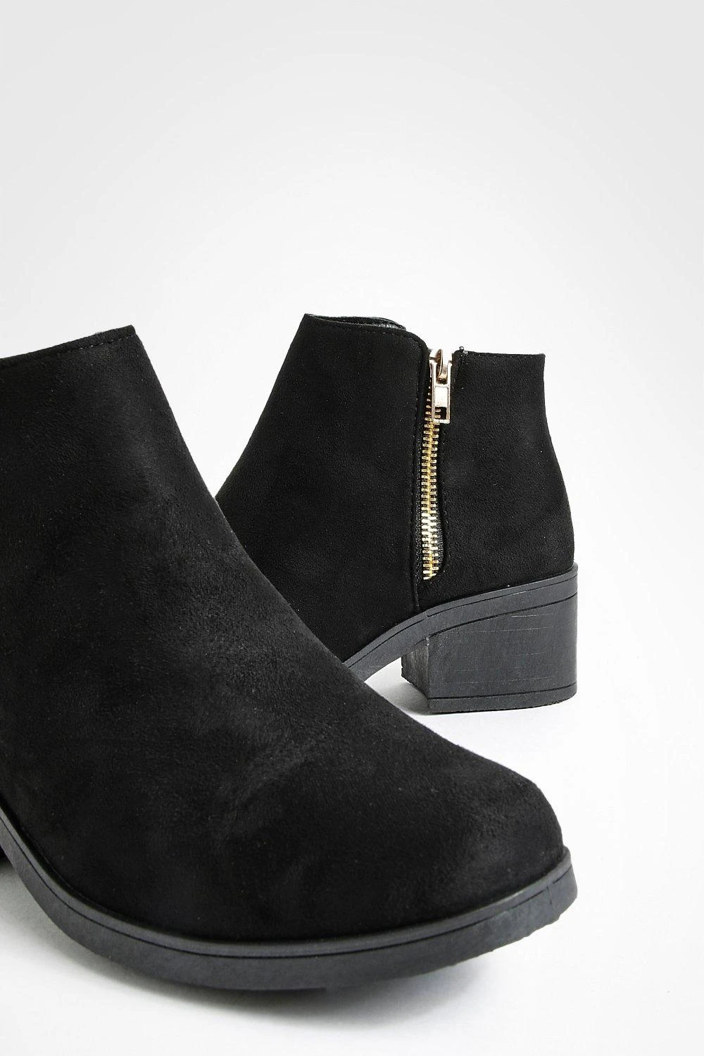 Chelsea-Stiefel Mit Blockabsatz Und Reißverschluss 6 Chelsea-Stiefel Mit Blockabsatz Und Reißverschluss – Bild 4