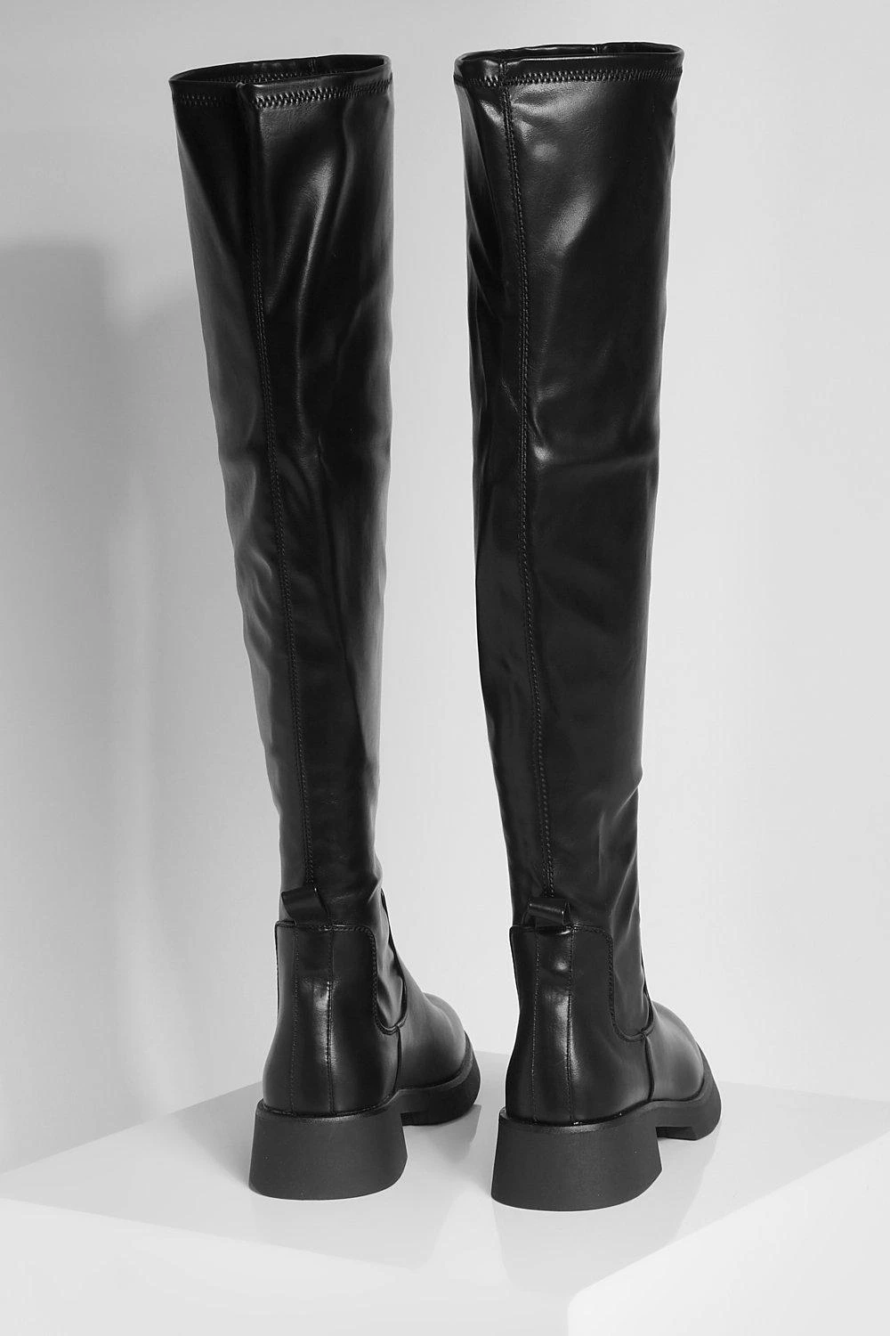 Overknee-Stiefel Mit Detail 6 Overknee-Stiefel Mit Detail – Bild 4