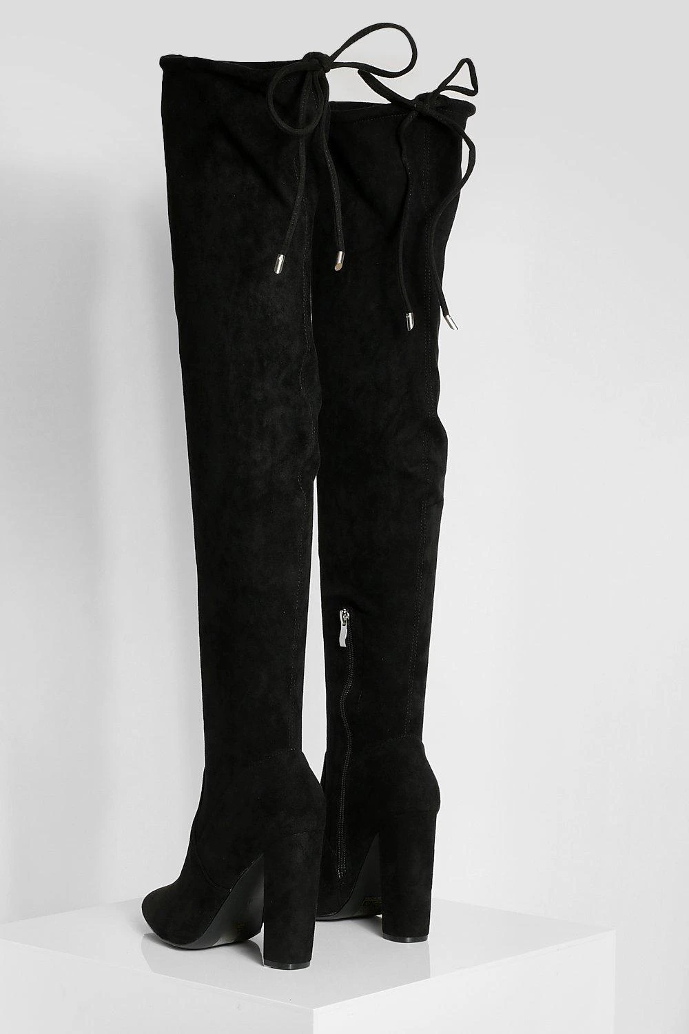 Spitze Oberknee-Stiefel Mit Geschnürtem Detail 6 Spitze Oberknee-Stiefel Mit Geschnürtem Detail – Bild 4