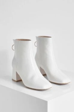 Breite Passform Eckige Stiefel Mit Ring-Detail 8 Breite Passform Eckige Stiefel Mit Ring-Detail -Nerf Verkäufe gzz08434 white xl 2