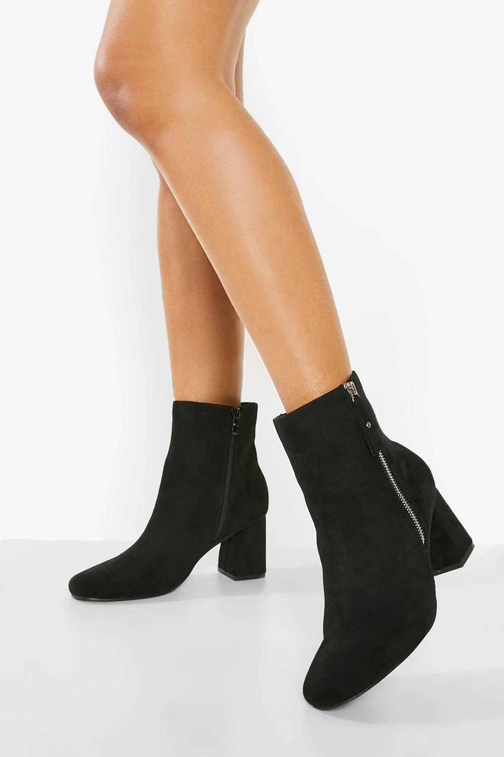 Breite Passform Stiefel Mit Blockabsatz Und Reißverschluss 4 Breite Passform Stiefel Mit Blockabsatz Und Reißverschluss – Bild 2