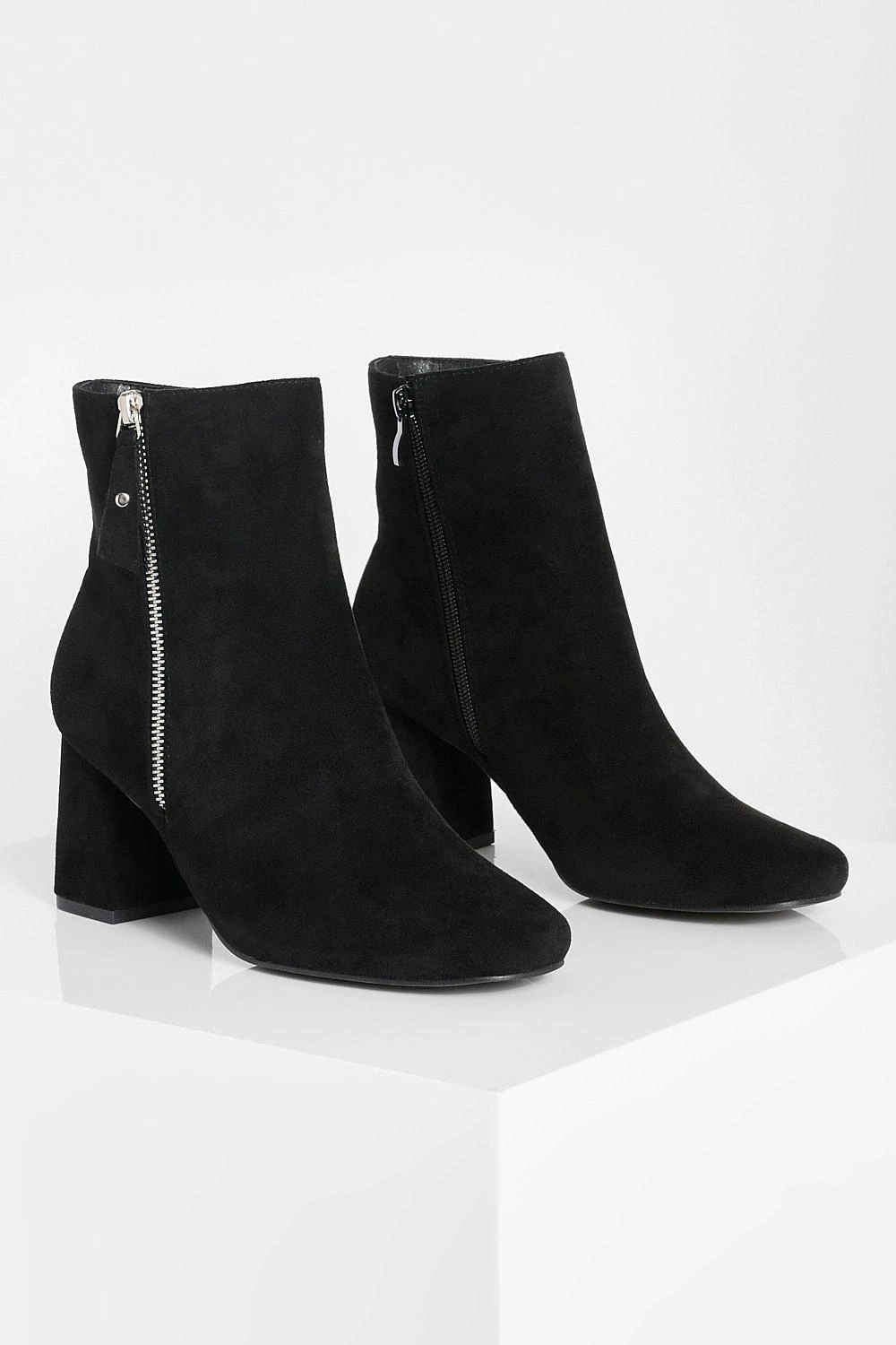 Breite Passform Stiefel Mit Blockabsatz Und Reißverschluss 5 Breite Passform Stiefel Mit Blockabsatz Und Reißverschluss – Bild 3