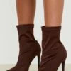 Spitze Stiletto-Stiefel