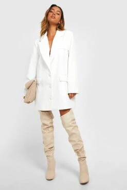 Geraffte Overknee-Stiefel