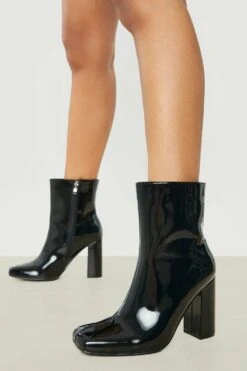 Eckige Vinyl Socken-Stiefel