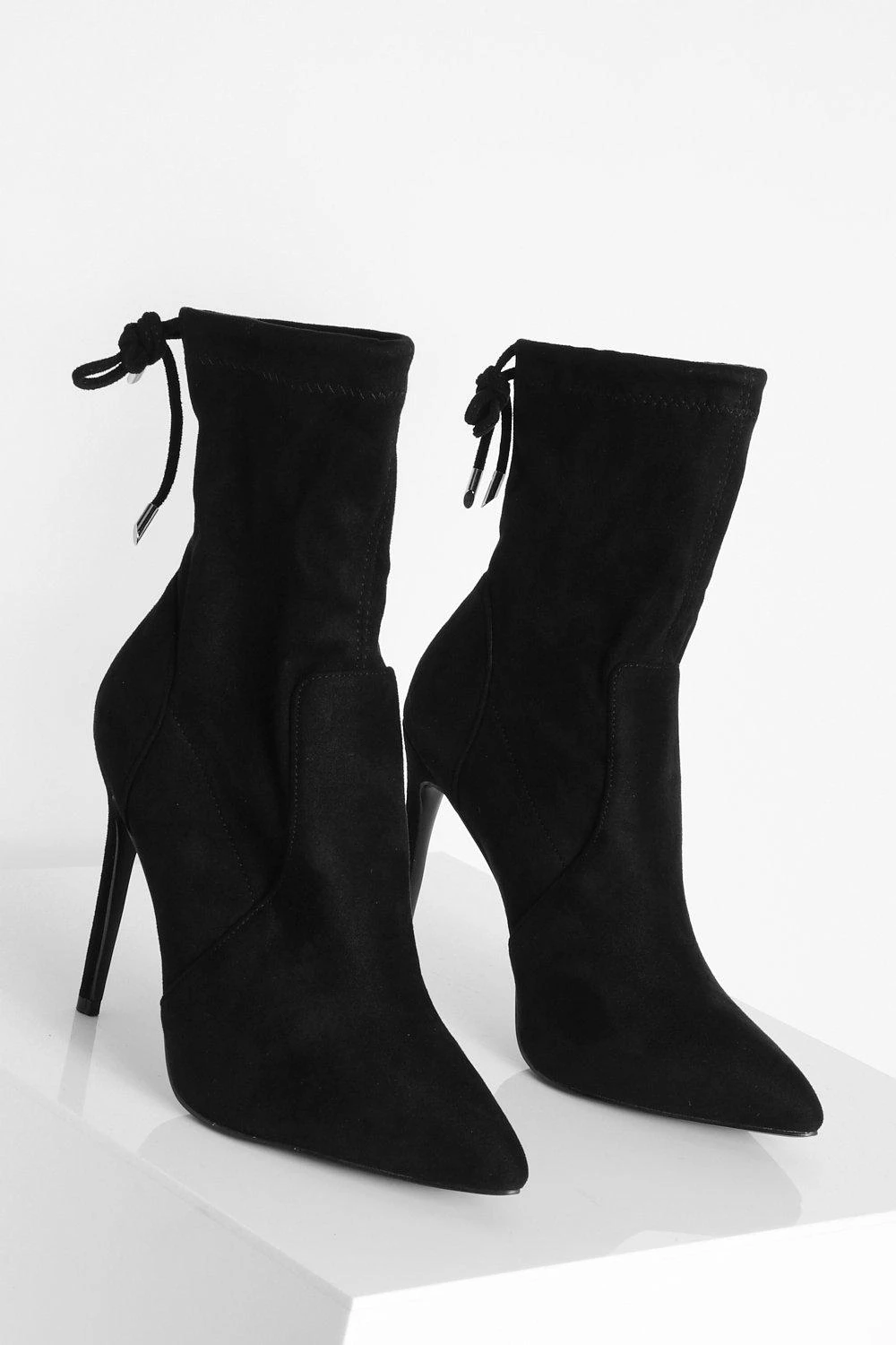 Breite Passform Geschnürte Socken-Stiefel Mit Absatz 5 Breite Passform Geschnürte Socken-Stiefel Mit Absatz – Bild 3