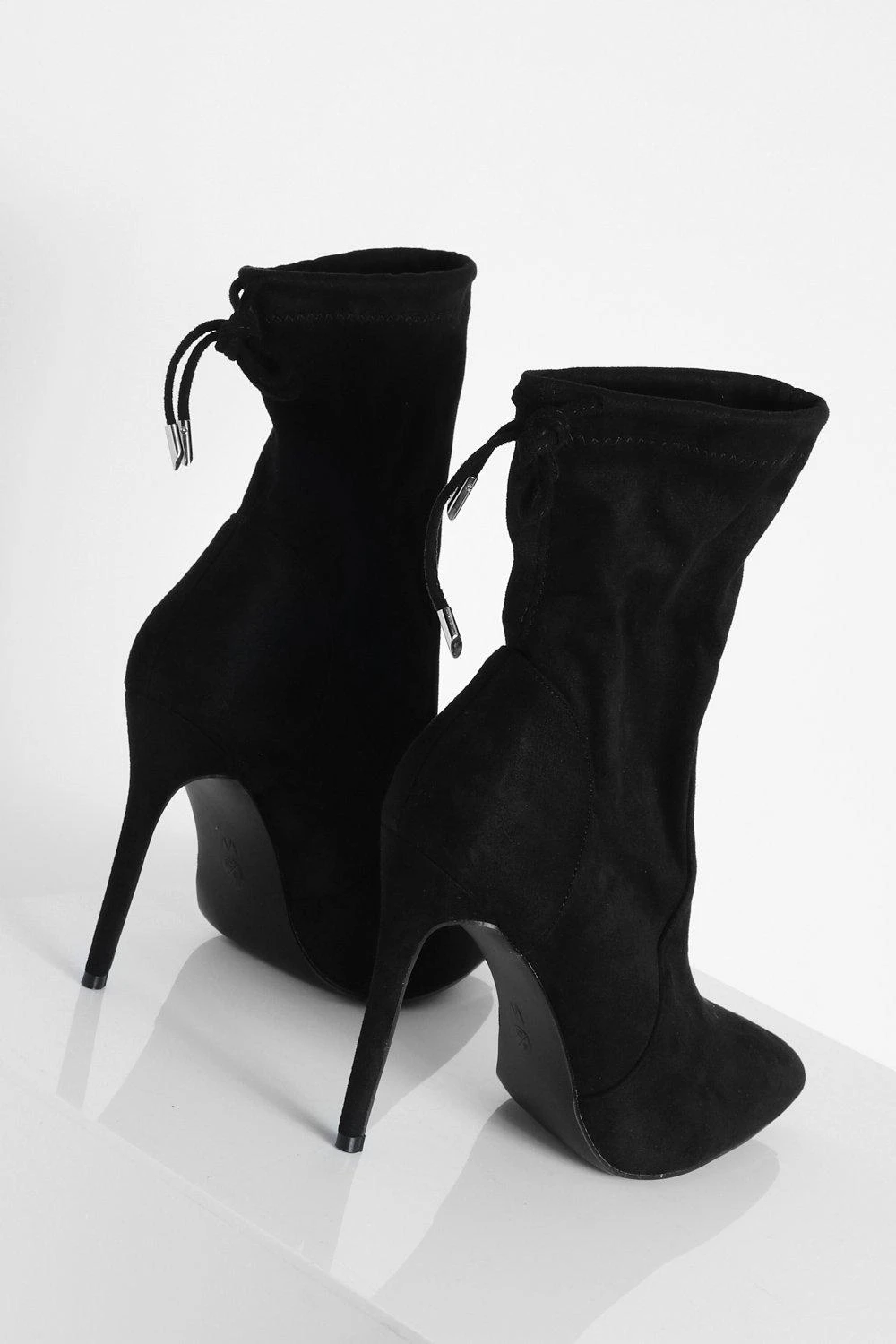 Breite Passform Geschnürte Socken-Stiefel Mit Absatz 6 Breite Passform Geschnürte Socken-Stiefel Mit Absatz – Bild 4