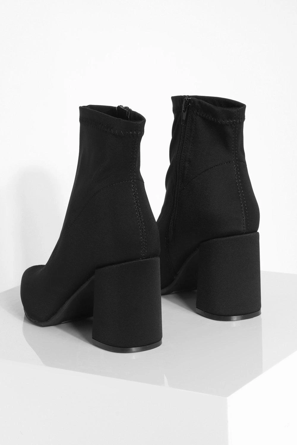 Breite Passform Neopren Stretch Socken-Stiefel Mit Blockabsatz 6 Breite Passform Neopren Stretch Socken-Stiefel Mit Blockabsatz – Bild 4