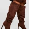 Weite Kniehohe Stiefel Mit Gerafftem Detail