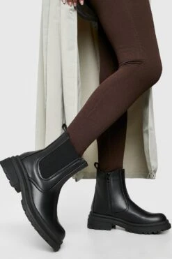 Chelsea-Stiefel Mit Einsatz